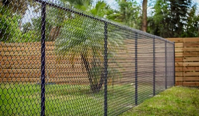 chain link fence builders